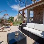 Olea Stone House Near The Sea Feriehus