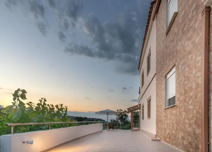 بيت للعطل Olea Stone House Near The Sea *
